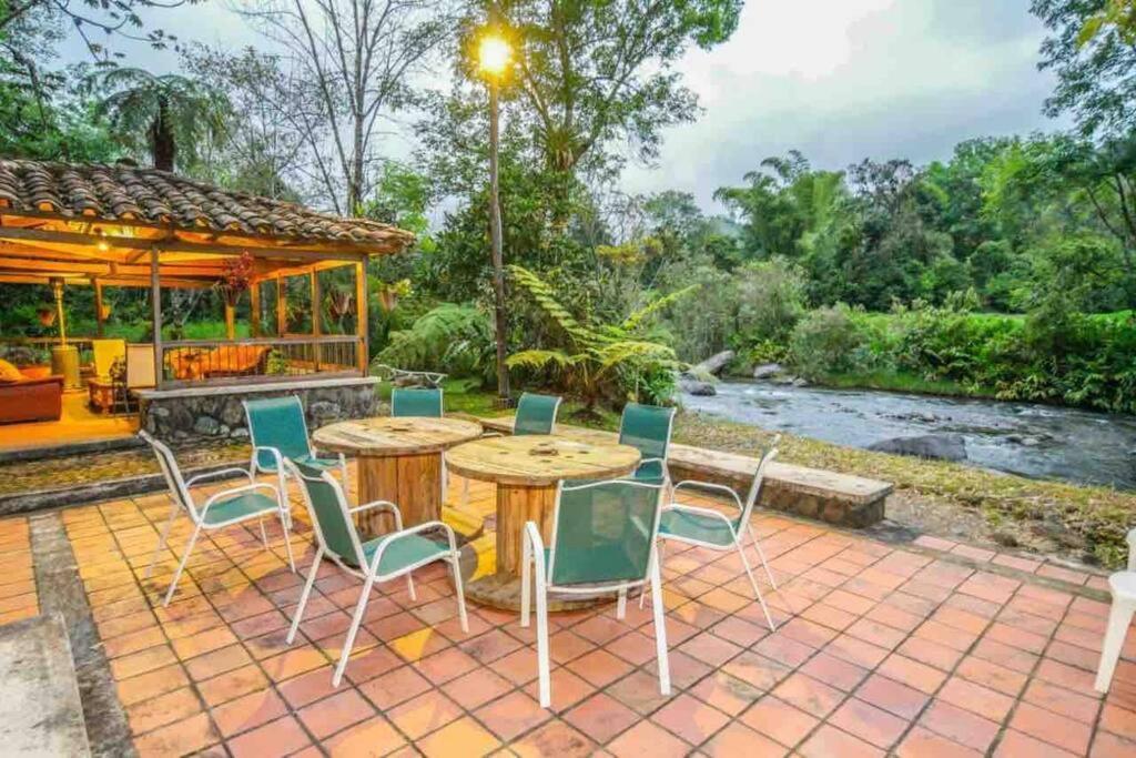 فيلا Finca Punta De Piedra Salento, Quindio المظهر الخارجي الصورة