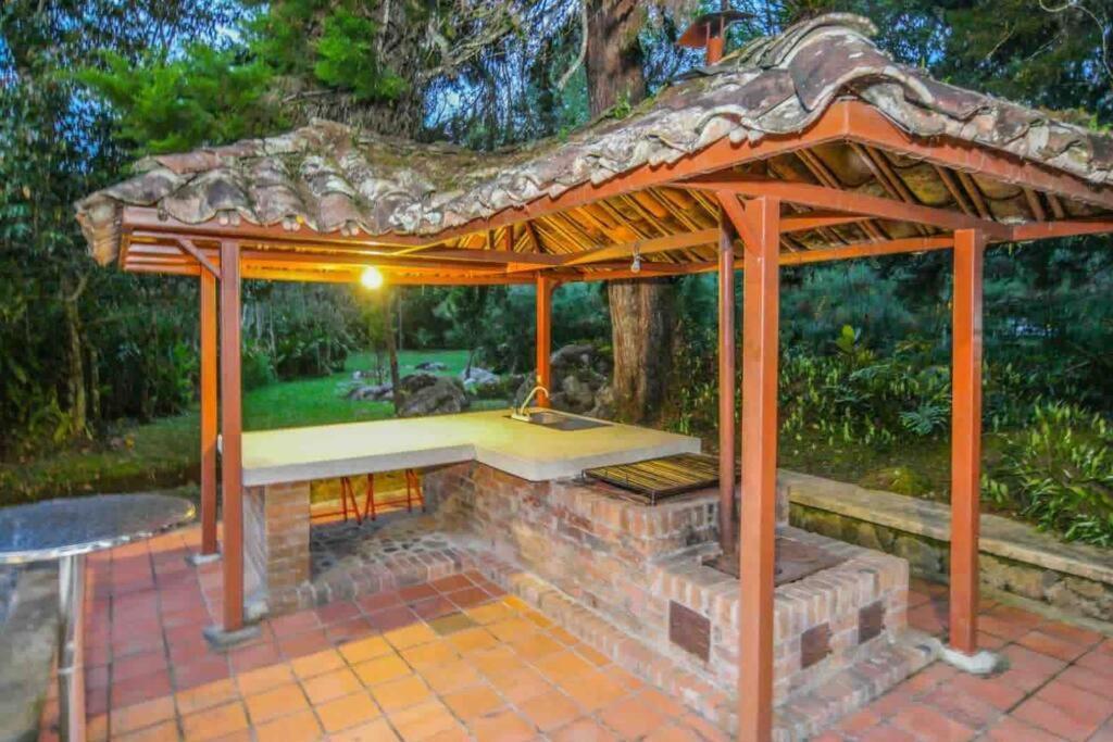 فيلا Finca Punta De Piedra Salento, Quindio المظهر الخارجي الصورة